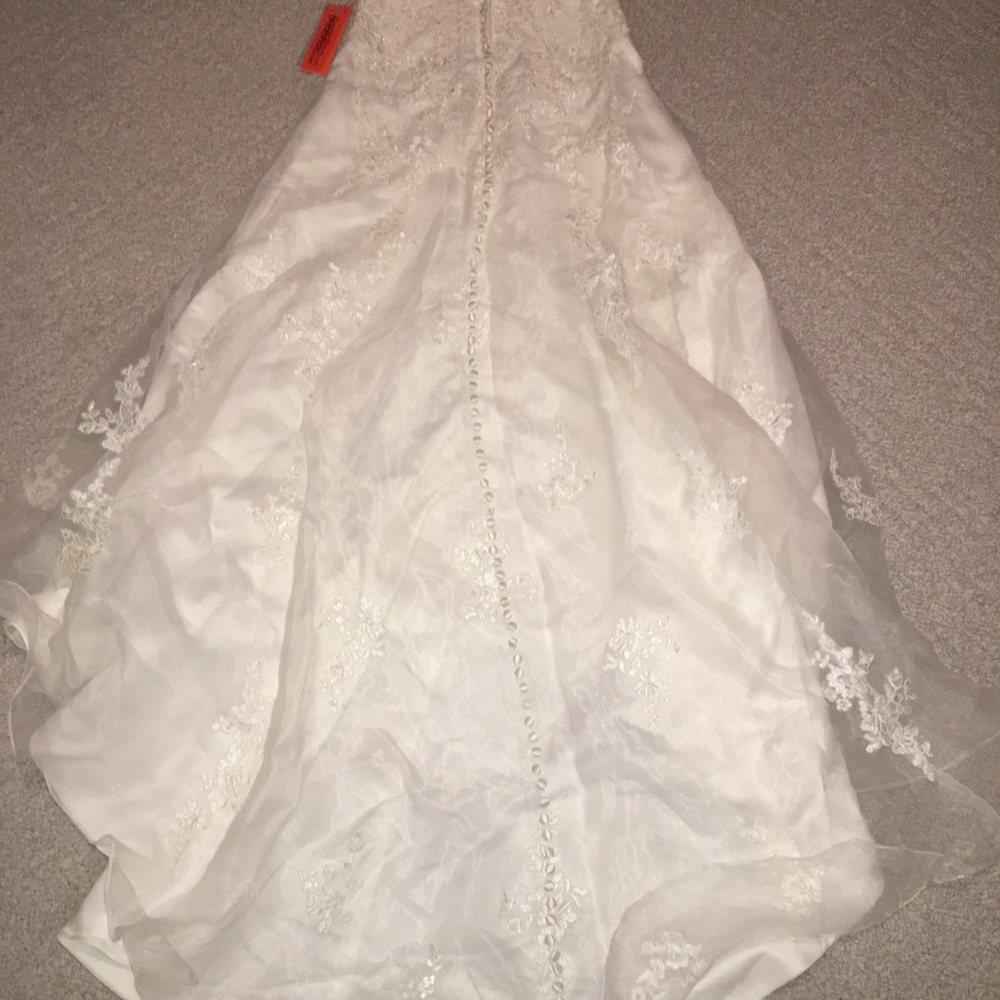 Off Shoulder Short A-Line Embroidery Wedding Dress - Picture 6 of 6